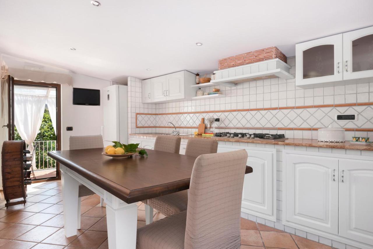 Villa Anna - De Vivo Realty П'яно-ді-Сорренто Екстер'єр фото